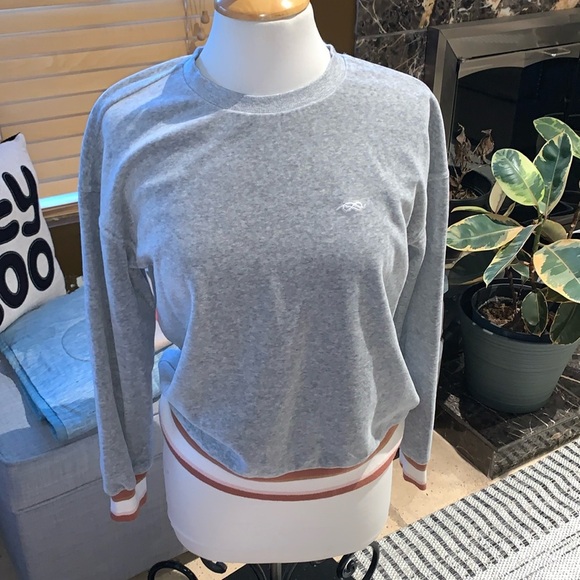 Gently Loved Velour Long Sleeve by Roxy - Picture 1 of 7